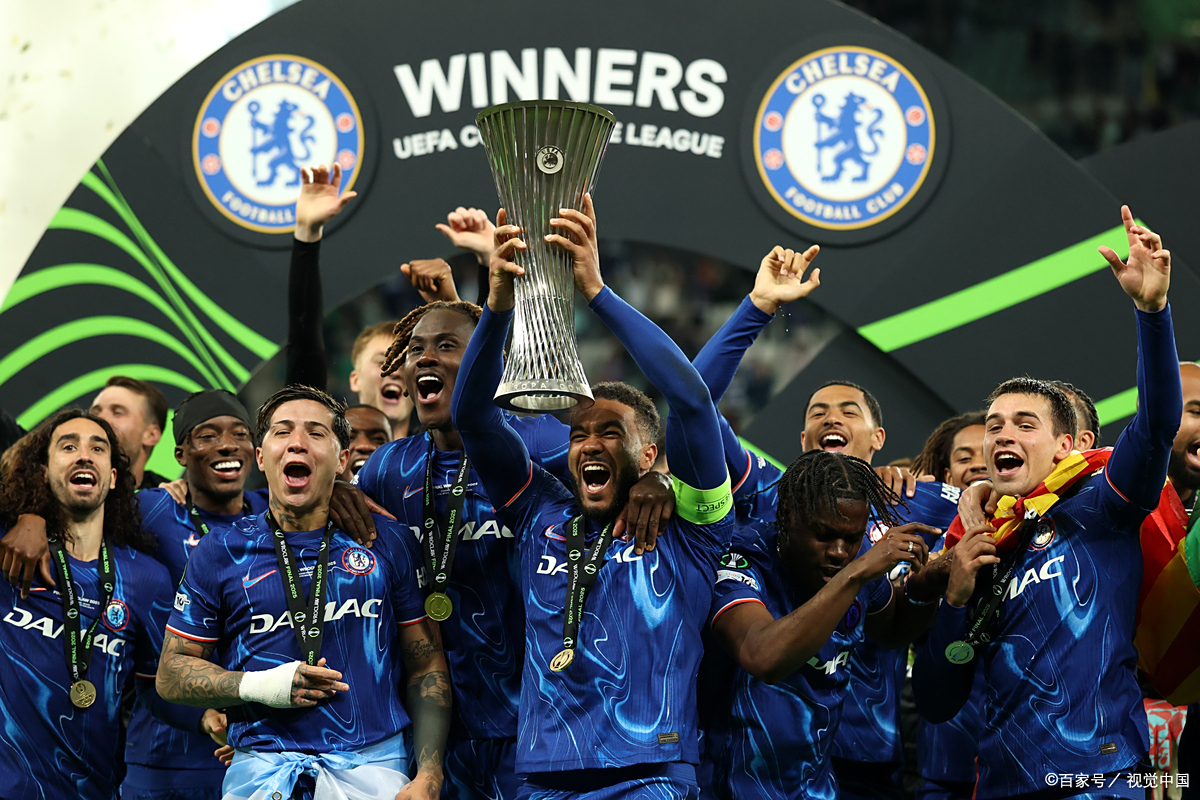 关于集结日突围战来临；切尔西围绕欧超杯防线松动；更衣室稳定；年轻球员得到机会的信息