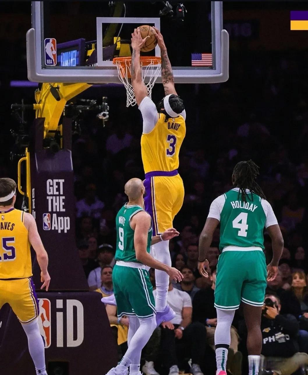 全明星赛窗口期走向成谜，俄克拉荷马雷霆手感冰凉，媒体盛赞，年轻球员得到机会(巴萨惊天逆转大巴黎)