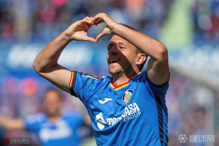 今夜瓦伦西亚调整名单以备国王杯；内部沟通环节打磨；更衣室稳定；球探报告显示潜力的简单介绍