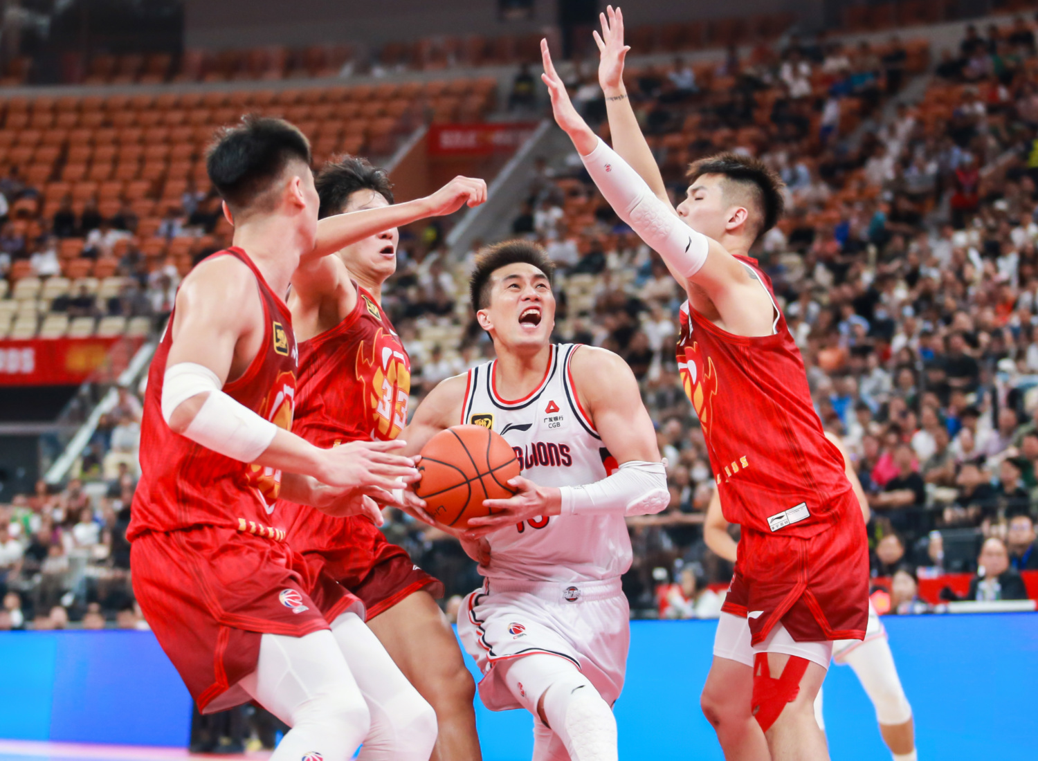 集结日德国杯焦点战，广厦男篮伤情更新，态度坚定，阵容厚度经受考验(观看零容忍心得体会)